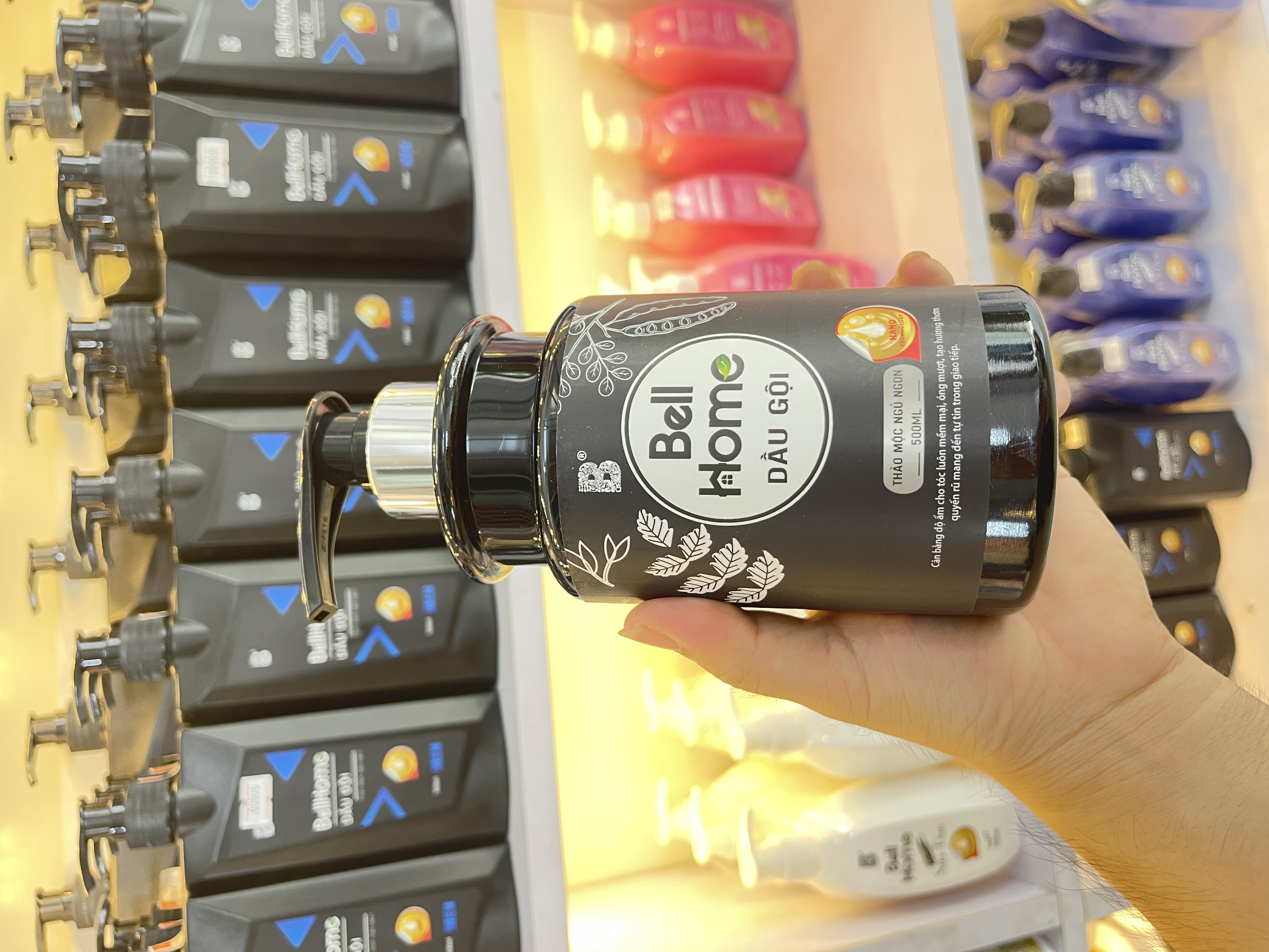 Dầu Gội Công Nghệ Sinh Học Bell Home Thảo Dược Ngủ Ngon 500ML