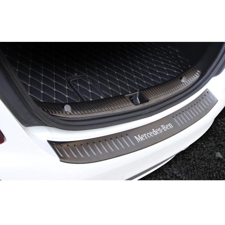 Ốp chống trầy cốp sau cho xe Mercedes C E GLC-Class