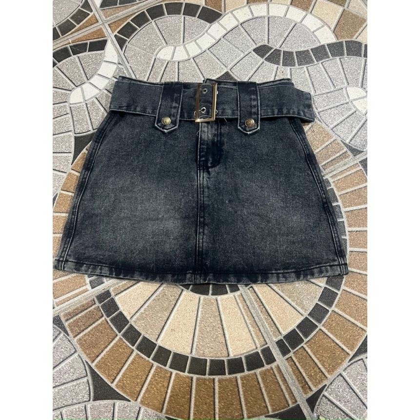 Váy jeans kèm đai có quần trong Hàn quốc