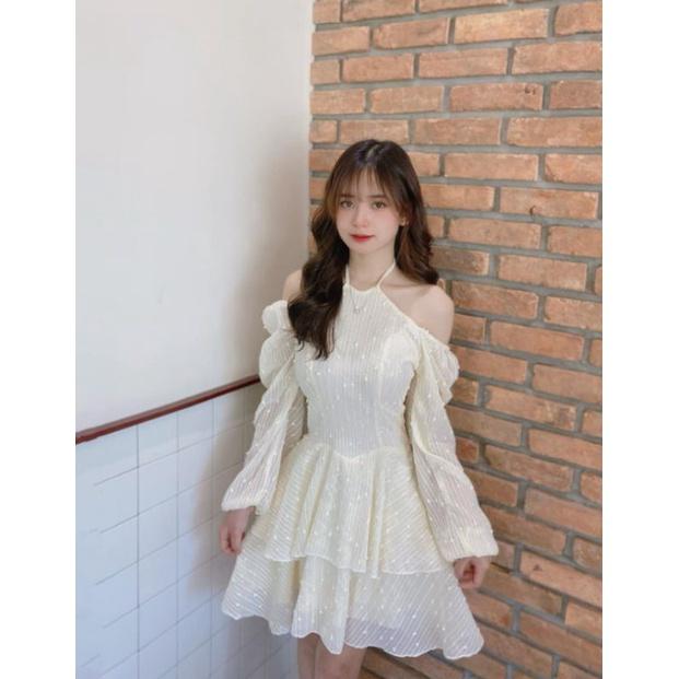 Đầm dự tiệc cổ yếm tay dài ren sang chảnh Carol Dress