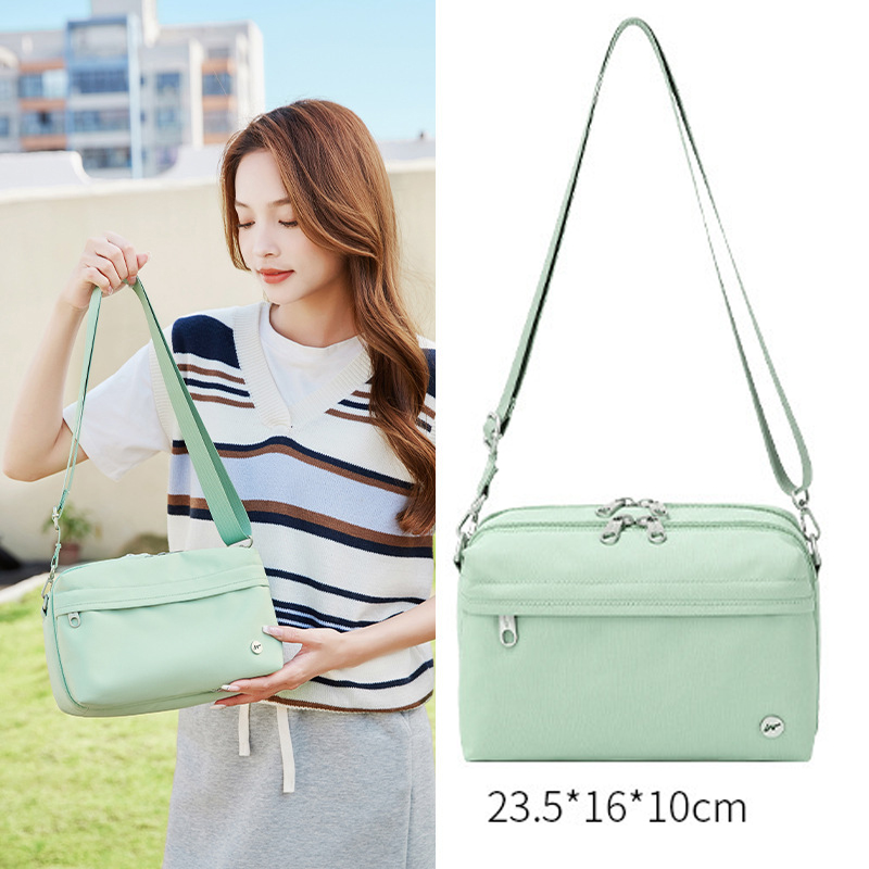 Túi đeo chéo nữ phong cách dễ thương – BEE GEE DCNU1051A
