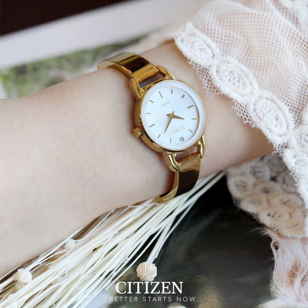 Đồng Hồ Nữ Citizen Dây Thép Không Gỉ EZ6372-51A - Mặt Trắng