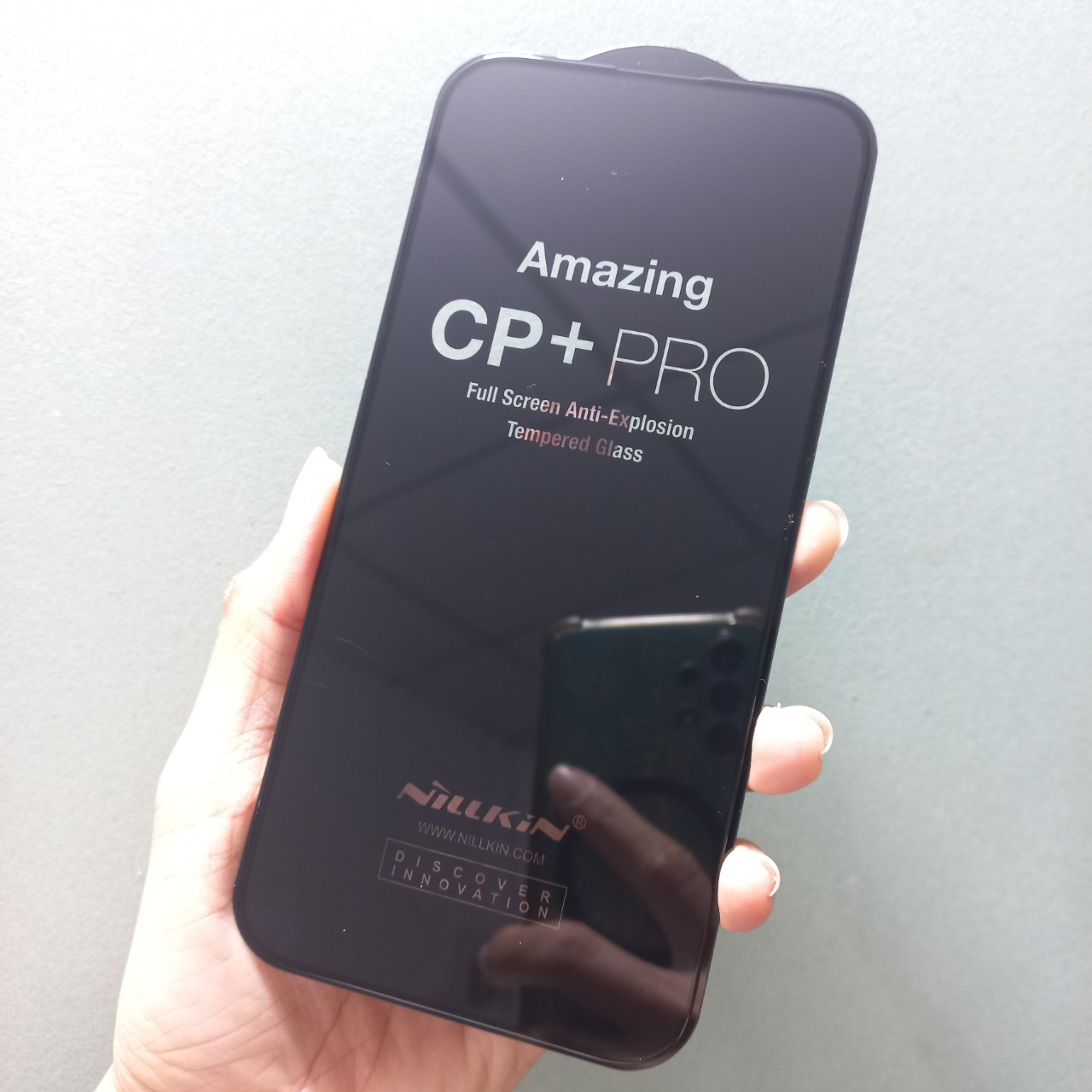 Kính cường lực full màn hình viền đen 0.3mm cho iP 15 Pro Max 6.7inches Nillkin CP+PRO _ hàng chính hãng