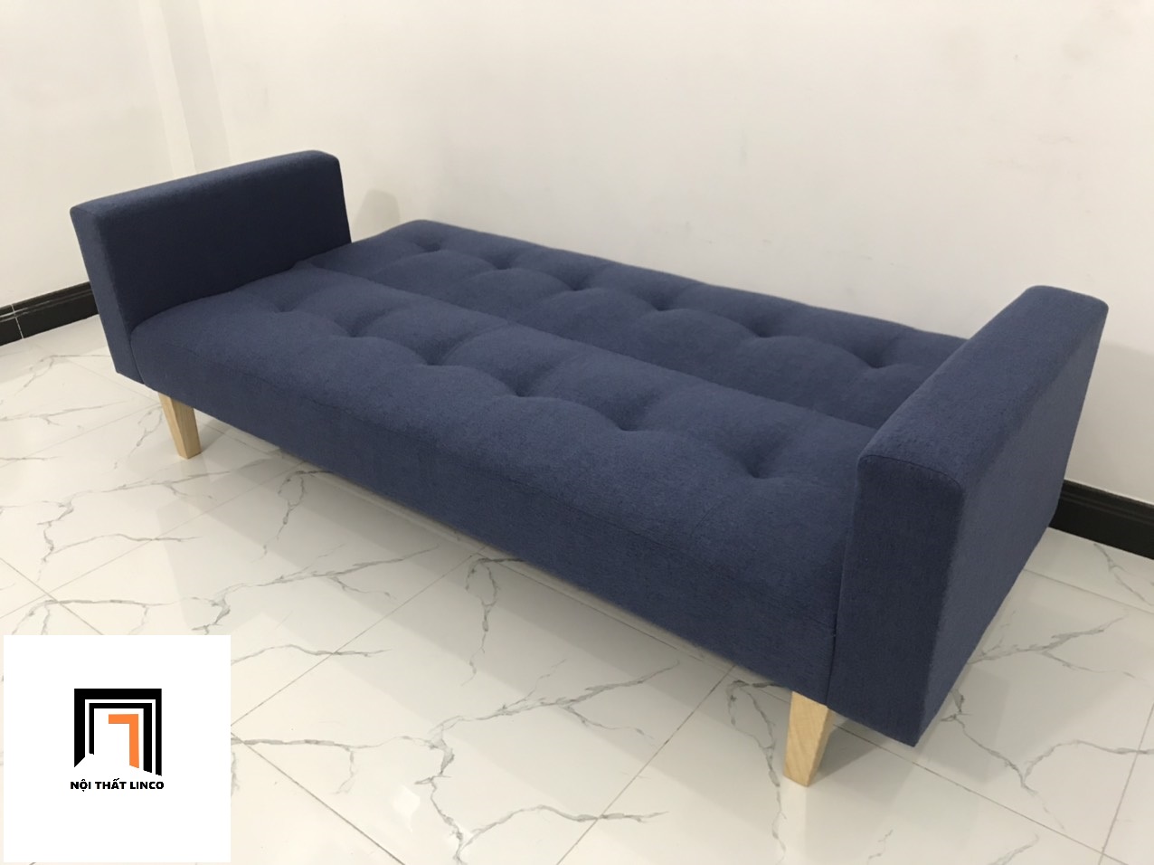 Ghế sofa phòng khách TV thông minh xanh dương đậm