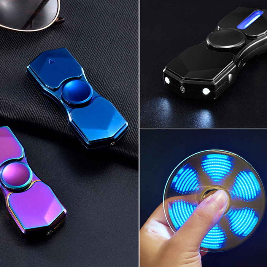 Bật Lửa Hột Quẹt Kiêm Đèn Pin Chiếu Sáng và Con Quay Spinner Chạy Chữ HAPPY, ILOVEYOU - 18 Hiệu Ứng Siêu Ngầu