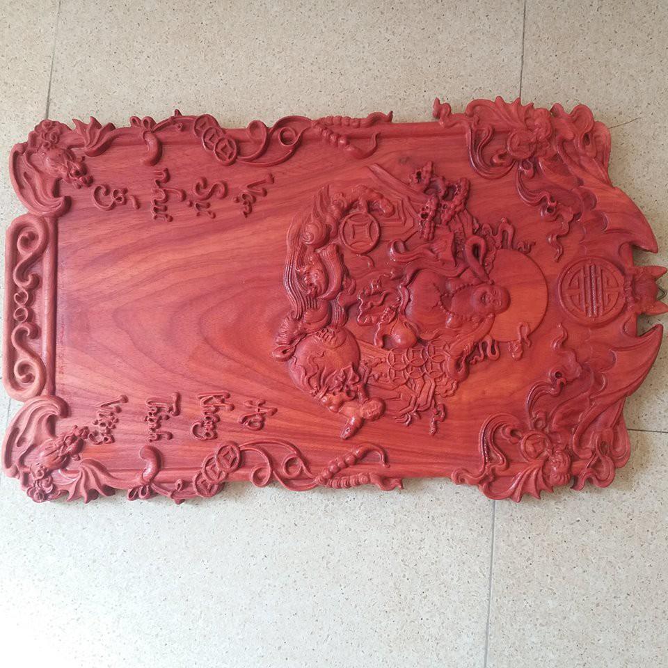 tranh treo tường -lốc lịch gỗ hương kích thước 68x40x3cm