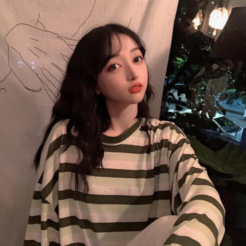 Áo thun tay dài cổ tròn hoạ tiết kẻ sọc thiết kế dáng rộng thoải mái