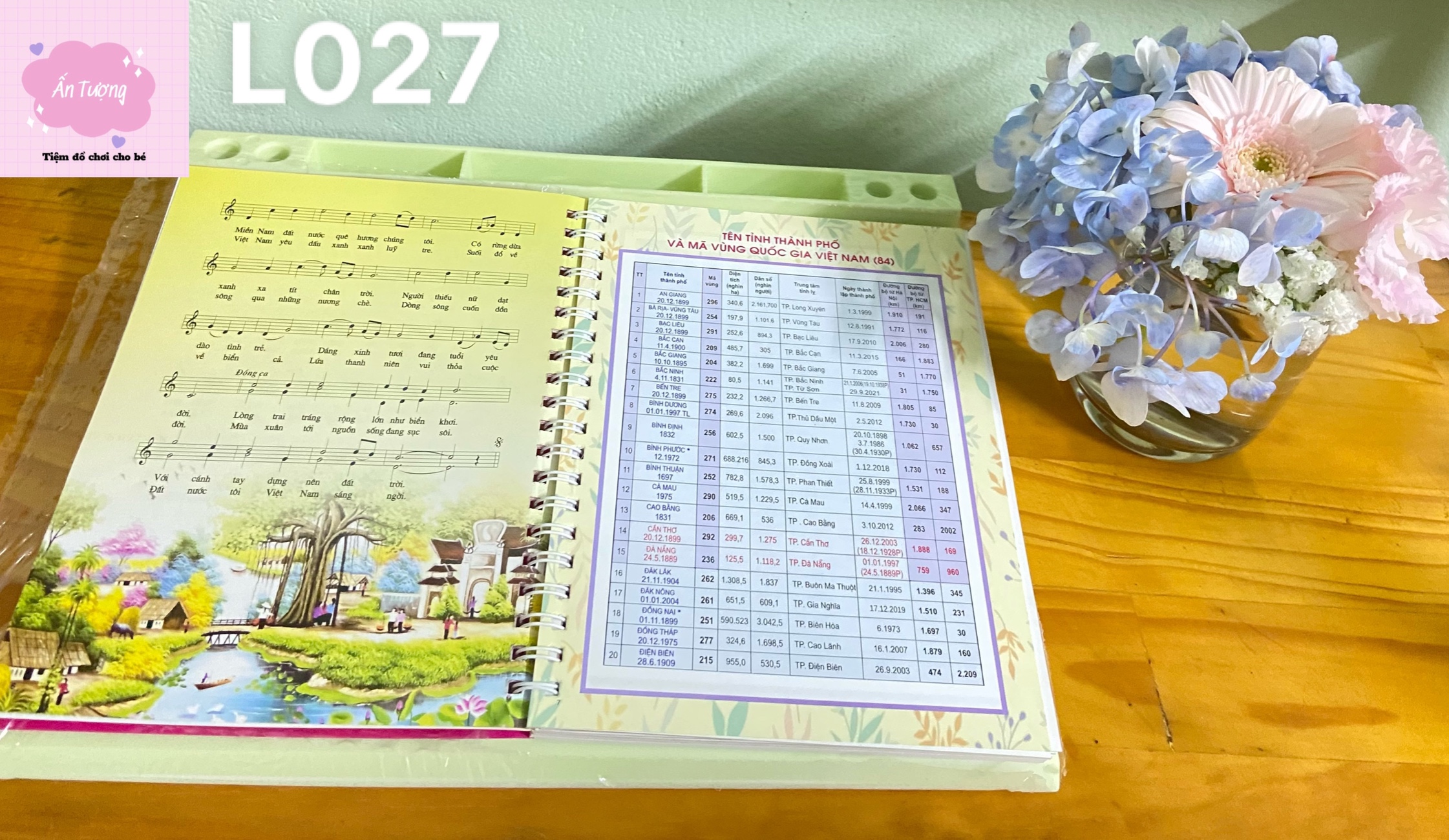 (Mua lịch tặng lịch) Lịch Tết 2023 - Xuân Quý Mão - Lịch để bàn 52 tuần Vạn Xuân -NXB Khoa học xã hội