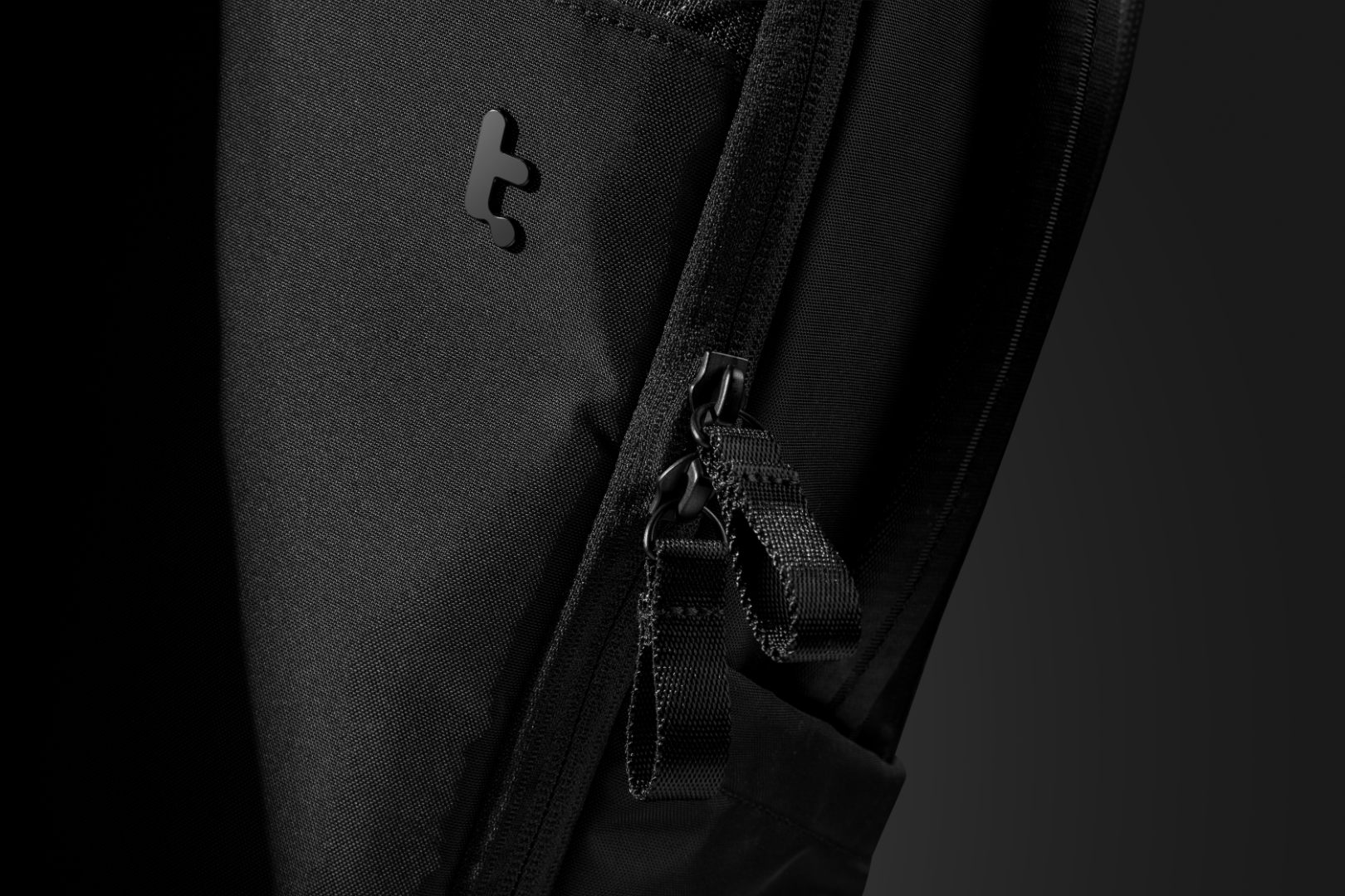 Balo Tomtoc Cao Cấp Voyage - T50 Backpack Laptop 15.6″ – T50M1