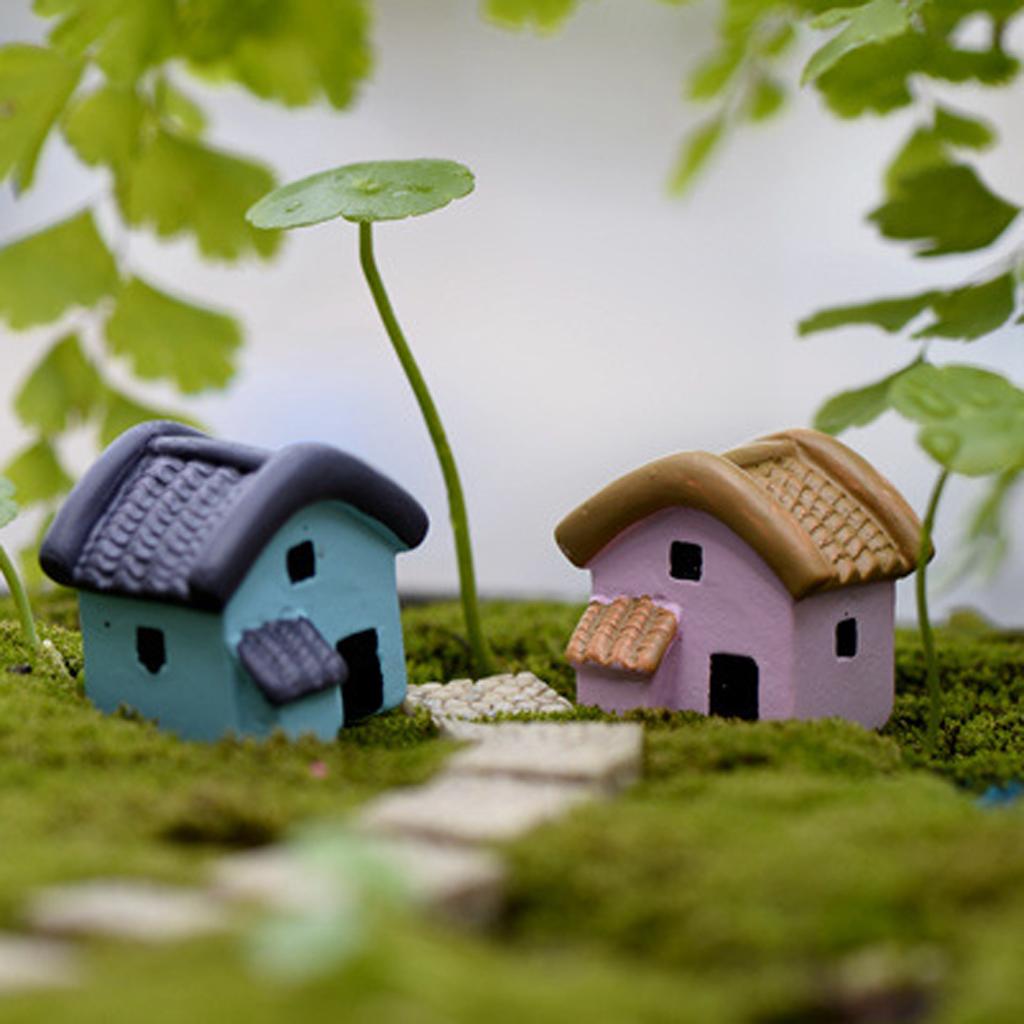 Set Of 2pcs Small House Micro Landscape Craft