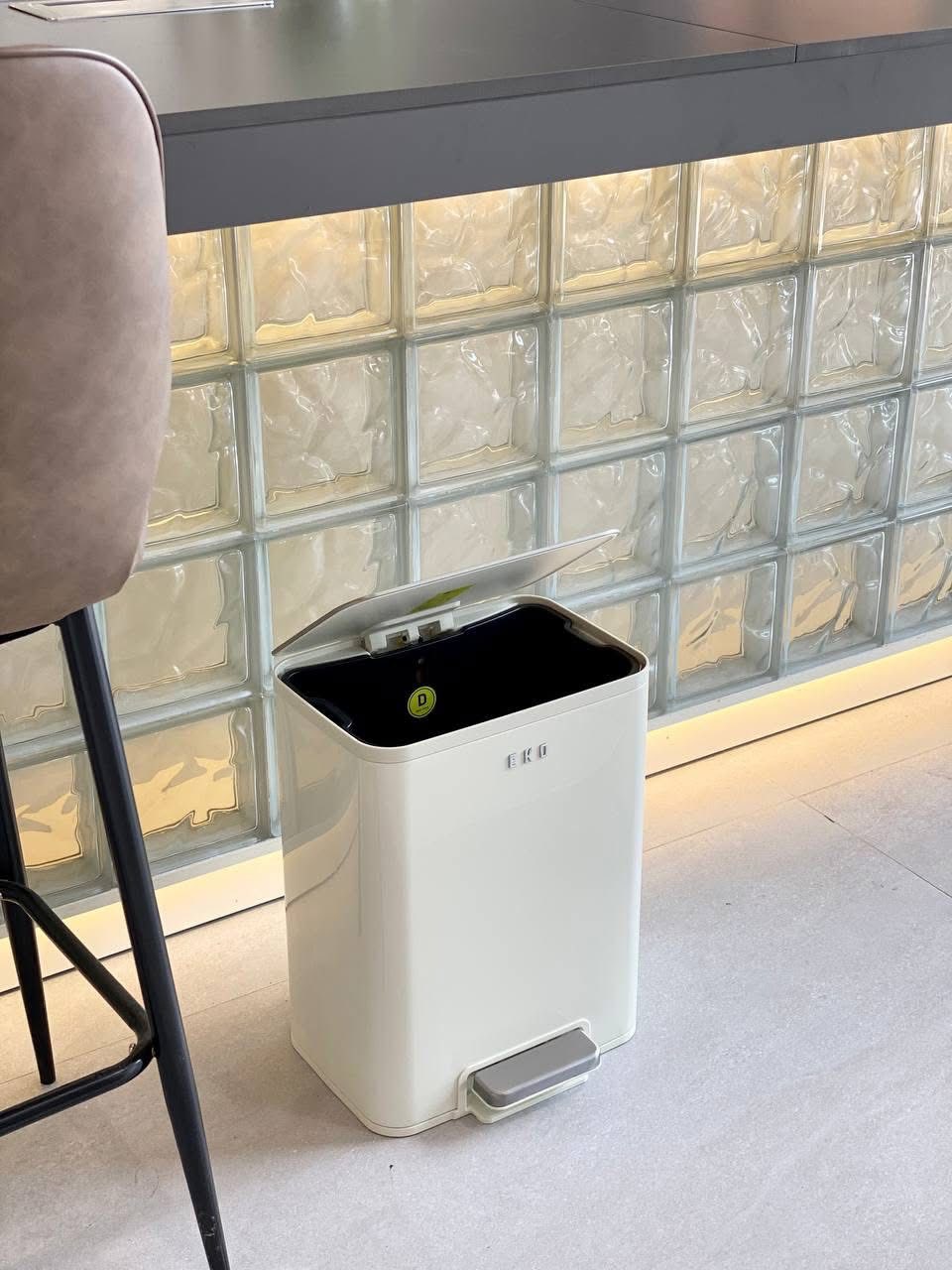 THÙNG RÁC CHỐNG BÁM VÂN TAY EKO MADISON EK9361 - 6L Hàng chính hãng