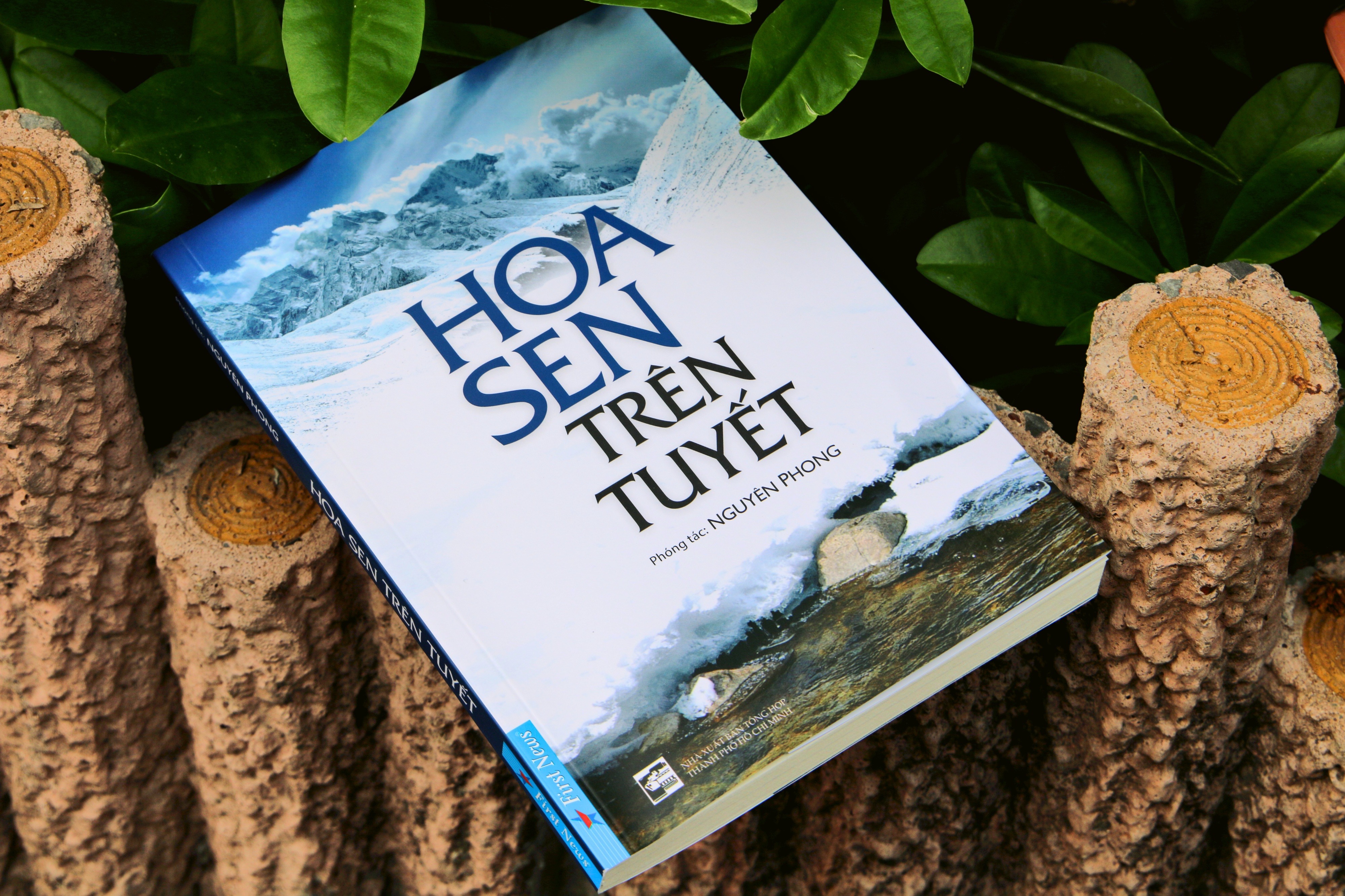 Quà Tặng Sách Nói: Hoa Sen Trên Tuyết - Kèm Dịch Vụ Sinh Trắc Vân Tay – Phân Tích Tính Cách Hành Vi Cơ Bản