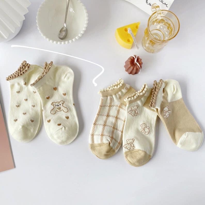 LỐ 10 ĐÔI TẤT GẤU NÂU PHỐI MÀU CỔ THẤP VIỀN BÈO DỄ THƯƠNG CHO NỮ