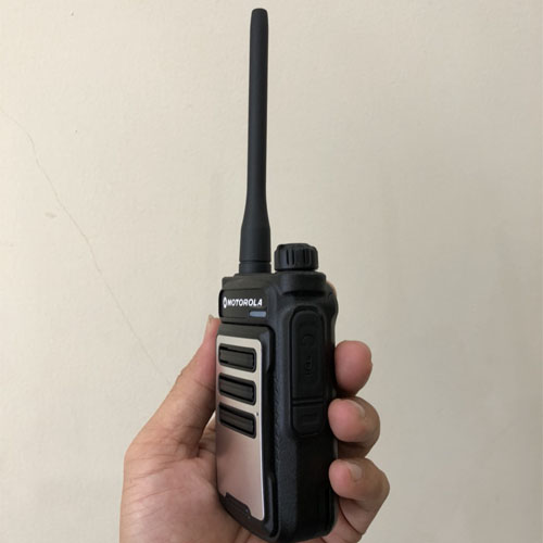 Bộ Đàm Motorola CP 282 + Tai Nghe - Hàng Chính Hãng.