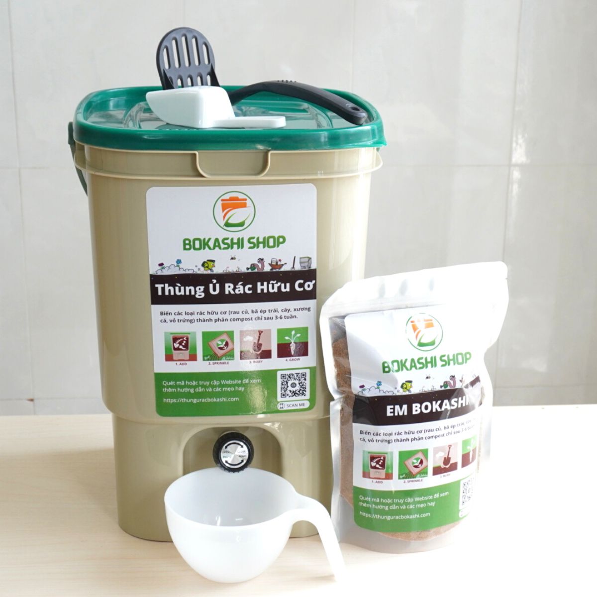 Thùng rác nhà bếp làm phân bón hữu cơ cho cây trồng Bokashi - 20L