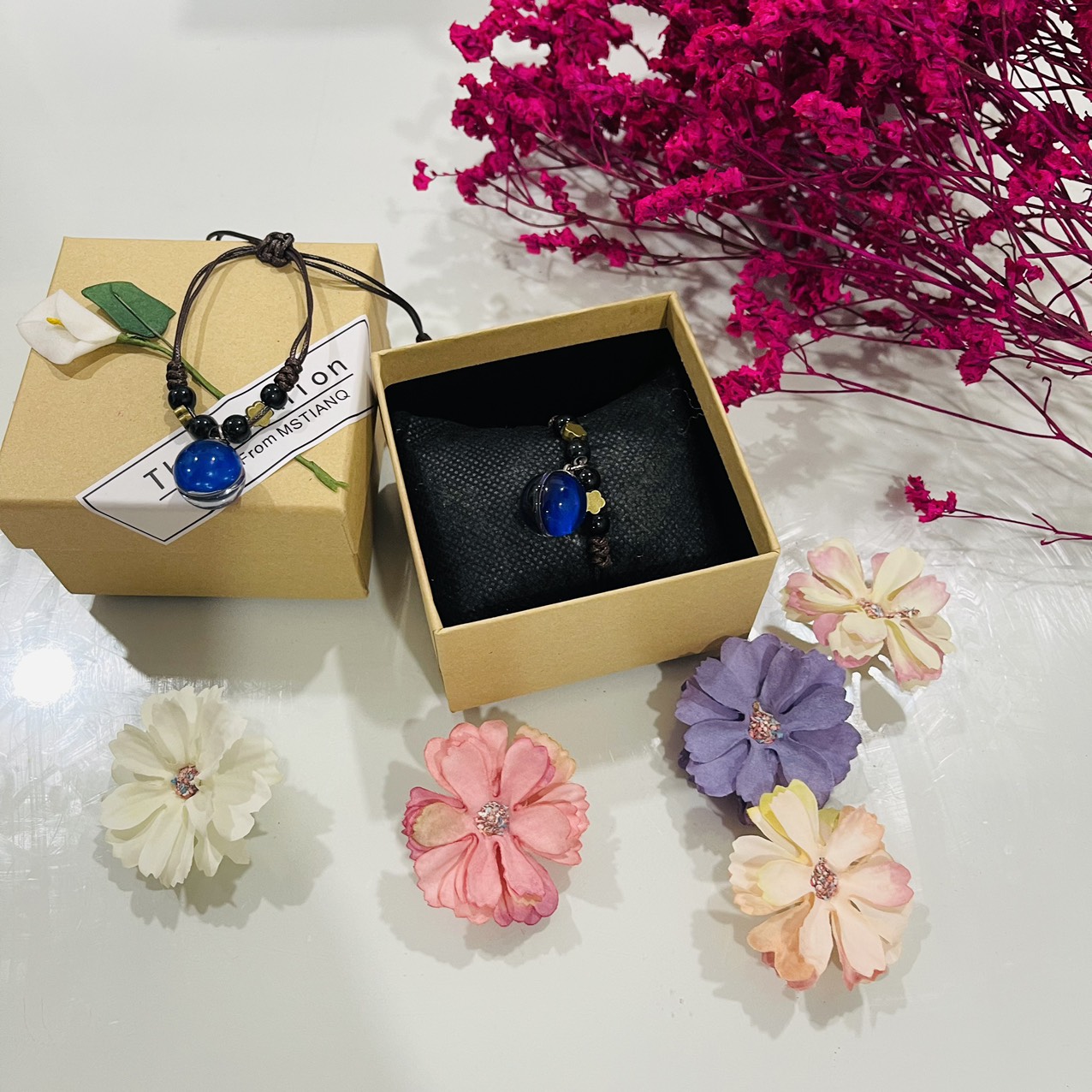 NEW – Combo hộp quà tặng, Hộp quà Valentine , Hộp quà tặng người yêu đầy đủ gồm đồng hồ, nước hoa, vòng tay và phụ kiện sang trọng, tặng kèm thiệp