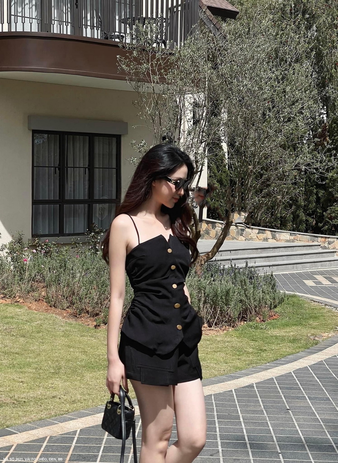 BỘ NGẮN ĐÍNH NÚT HỞ VAI
