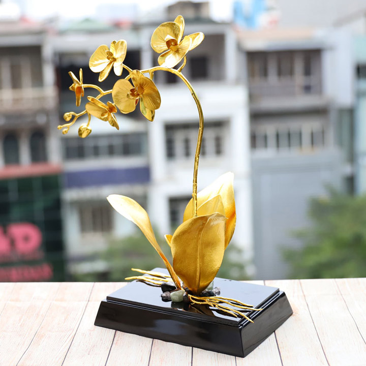 Chậu hoa phong lan phú quý mạ vàng 24K: Quà tặng độc đáo nhân dịp sinh nhật, tân gia cho sếp