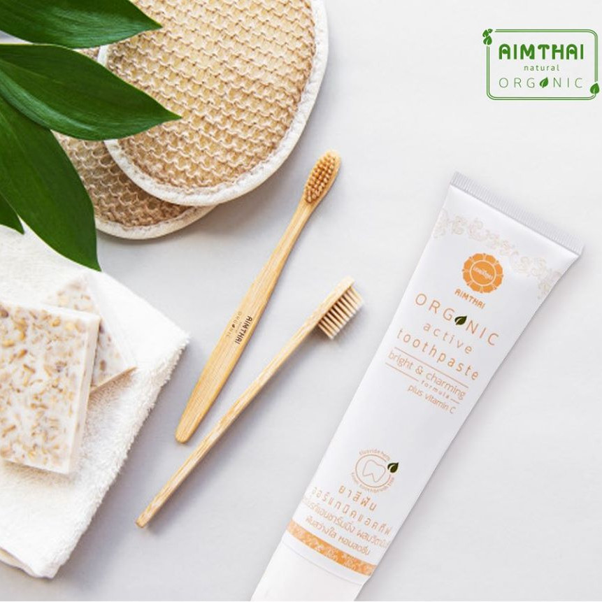 AIMTHAI ORGANIC PLUS VITAMIN C - KEM ĐÁNH RĂNG THẢO DƯỢC CÔNG THỨC WHITENING (TUÝP MÀU CAM) (TPBVSK)