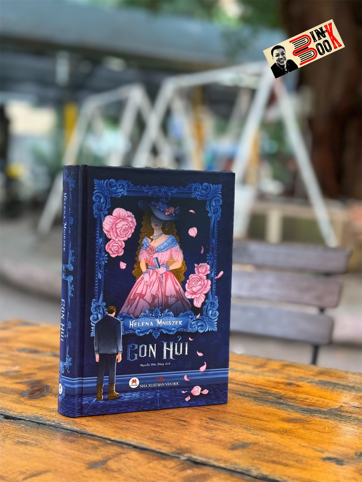 (Tái bản năm 2023) (Bìa cứng) CON HỦI  - Helena Mniszek - Nguyễn Hữu Dũng dịch – Huy Hoang Bookstore – NXB Văn học