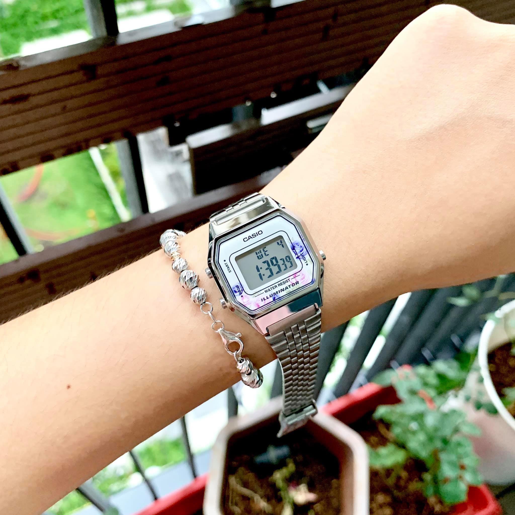 Đồng Hồ Nữ Casio LA680WA-4CDF Dây Đeo Kim Loại