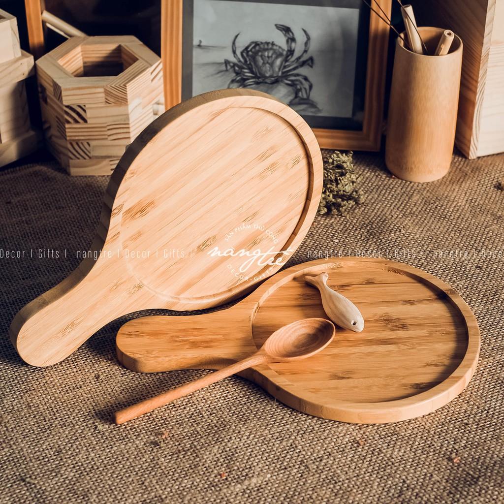 Khay gỗ tre đựng bánh pizza, khay gỗ tròn có tay cầm - wooden tray
