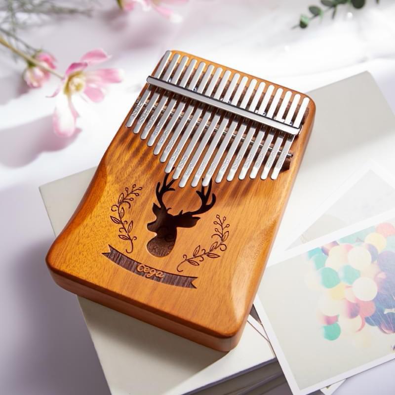 (TẶNG TÚI ĐEO ĐÀN) Đàn Kalimba CEGA 17 phím Hoa văn &quot;Tuần lộc NOEL&quot; gỗ mahogany rất đẹp, âm thanh hay