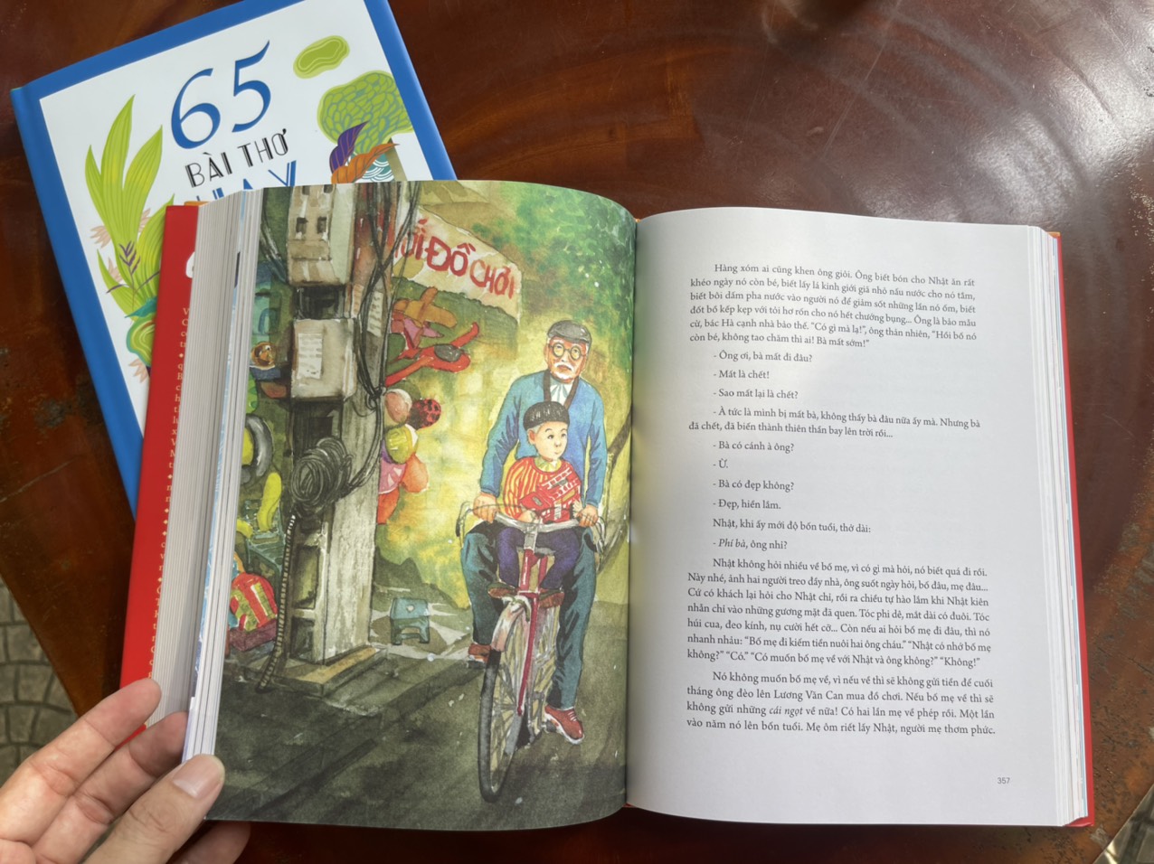 [combo 2 cuốn] 65 TRUYỆN NGẮN HAY dành cho thiếu nhi – 65 BÀI THƠ HAY dành cho thiếu nhi – Trần Đức Tiến và Cao Xuân Sơn tuyển chọn - bìa cứng minh họa màu rực rỡ – ấn bản kỷ niệm 65 năm thành lập NXB Kim Đồng .