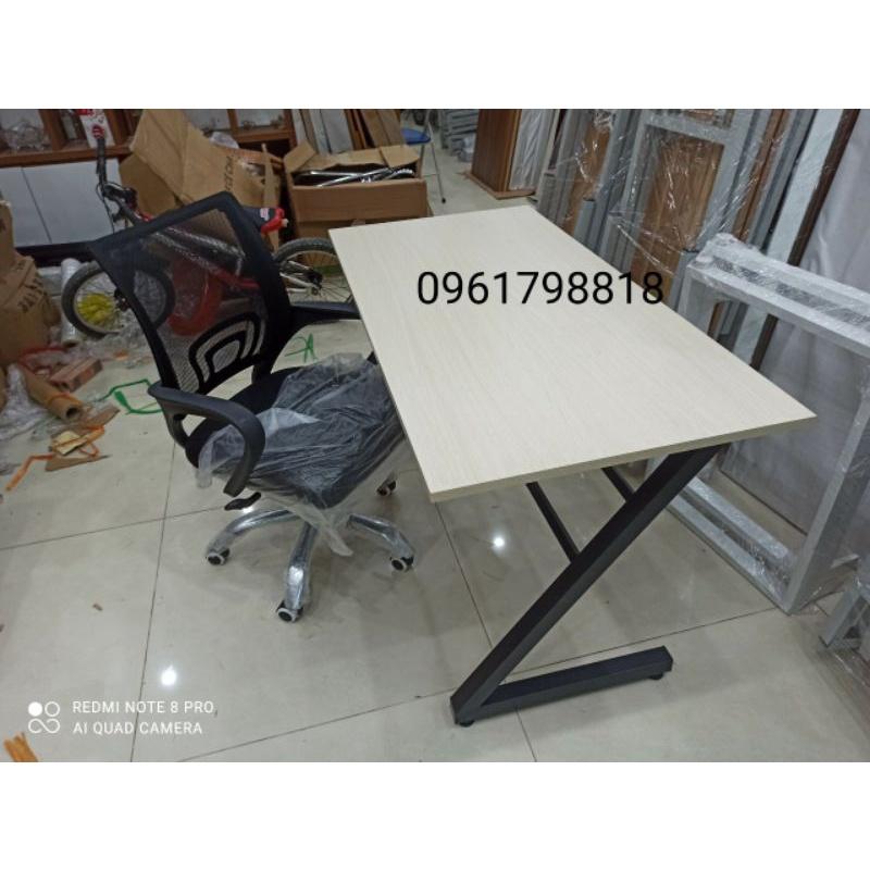 Combo bàn K ,Z và ghế xoay 4005