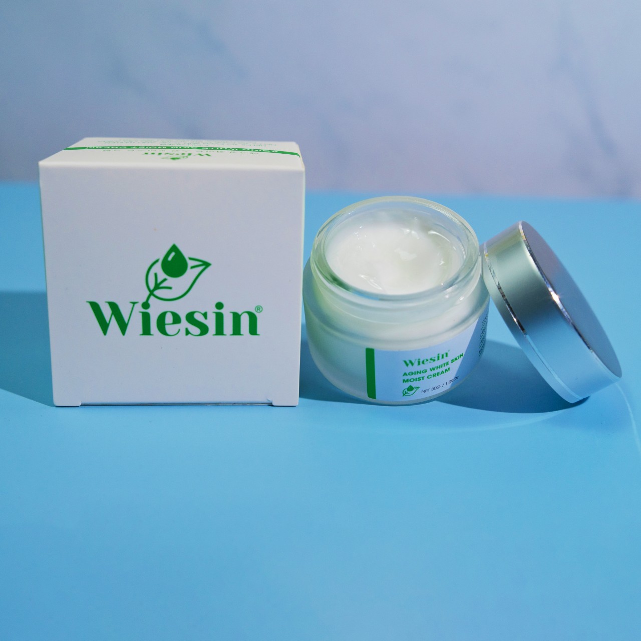 Kem dưỡng ẩm cho da dầu, da khô Wiesin Aging White Skin Moist Cream 30g - WS05