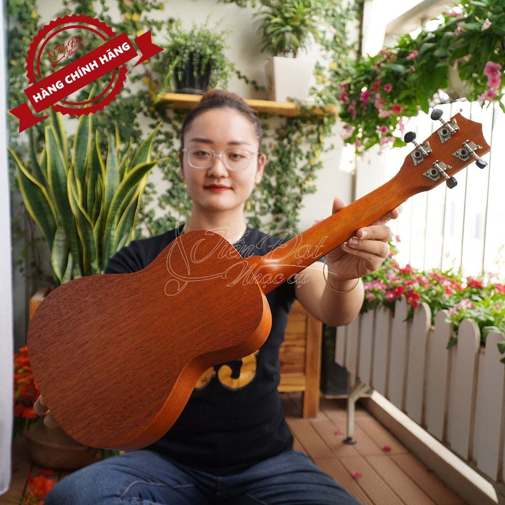 Đàn Ukulele Concert CHARD UK-24M, Mặt Đàn Gỗ Nato, Màu Nâu Gỗ, Dễ Chơi