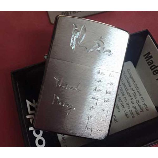 Bật Lửa ZIPPO KHẮC CHỮ NHẪN 05 – ZIPPO 200.NHAN05