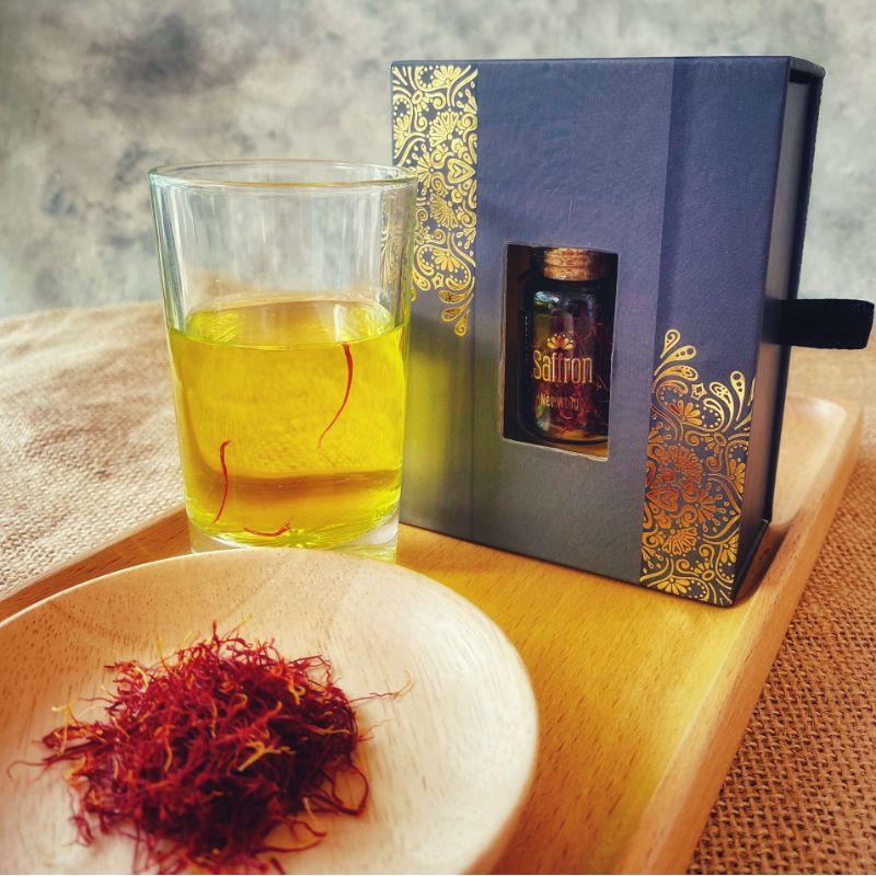 Nhụy Hoa Nghệ Tây Saffron từ Tây Tạng với hũ thuỷ tinh nhỏ tiện dụng 1g & 2g