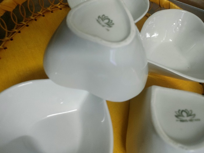 Bộ 5 bát hình trái tim gốm sứ cao cấp