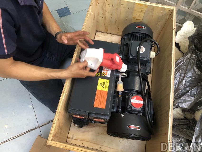 Bơm hút chân không 1 cấp 63m3/h SV-063