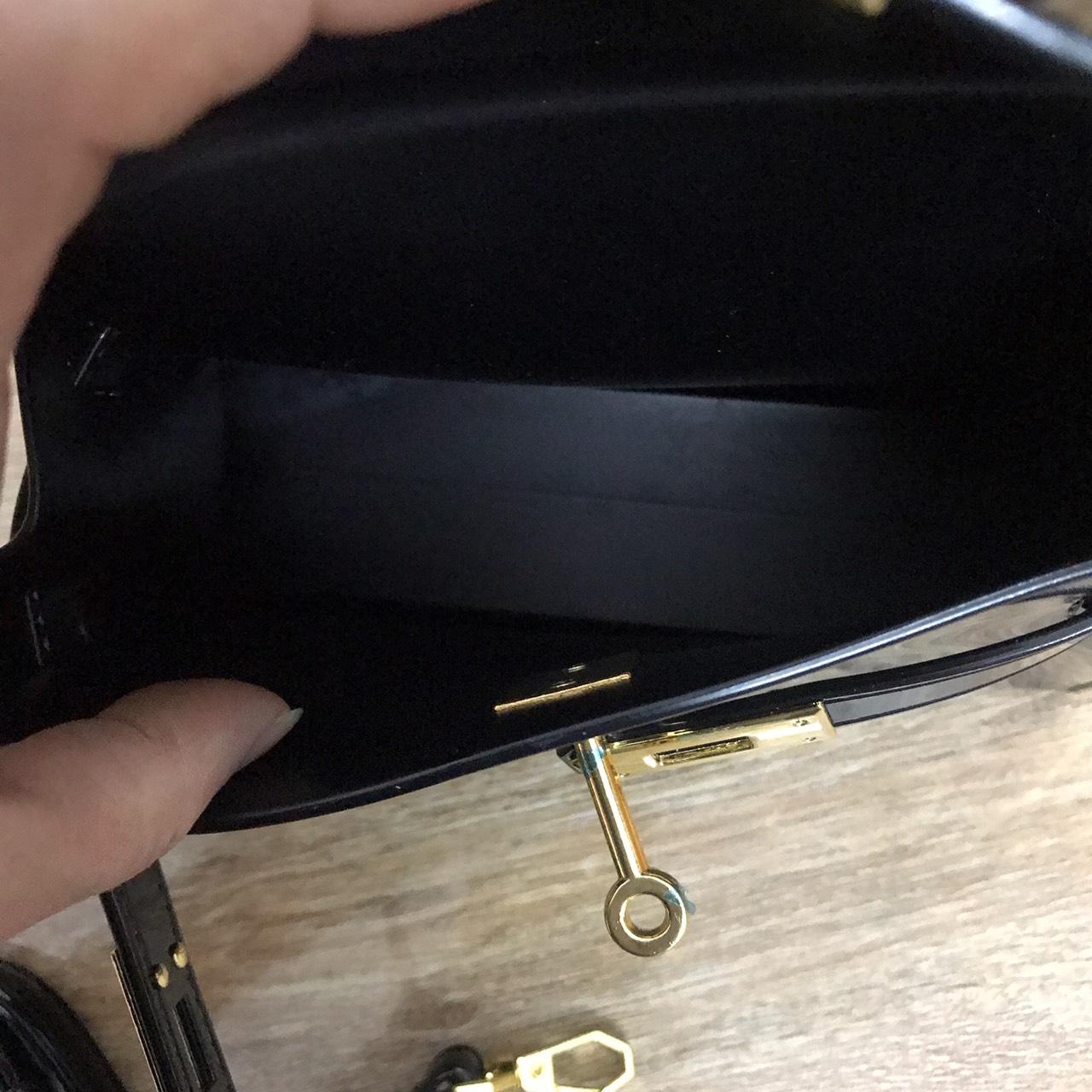 Túi nhựa silicon cao cấp size 20 vừa đeo chéo vừaxách tay sang chảnh