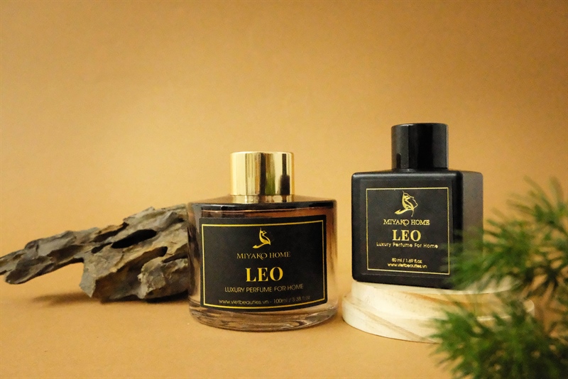 Tinh dầu nước hoa thơm phòng LEO - 100ml