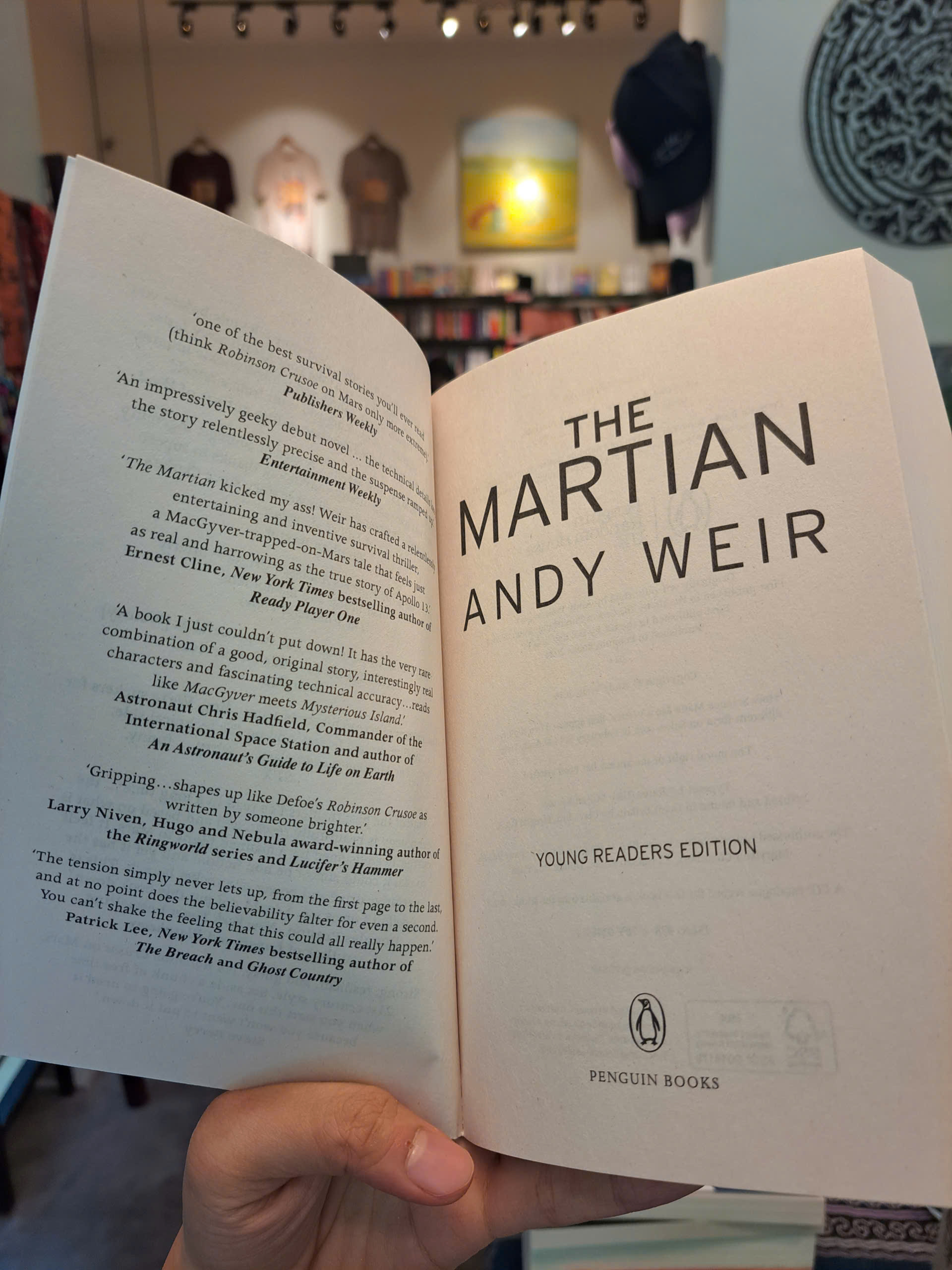 Sách - The Martian by Andy Weir | Science Fiction / Space / Adventure / Ngoại văn Nhập khẩu UK