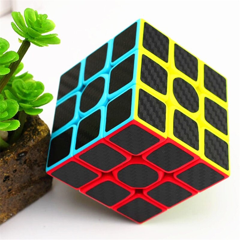 Rubik 3x3 carbon đen viền màu xoay mượt