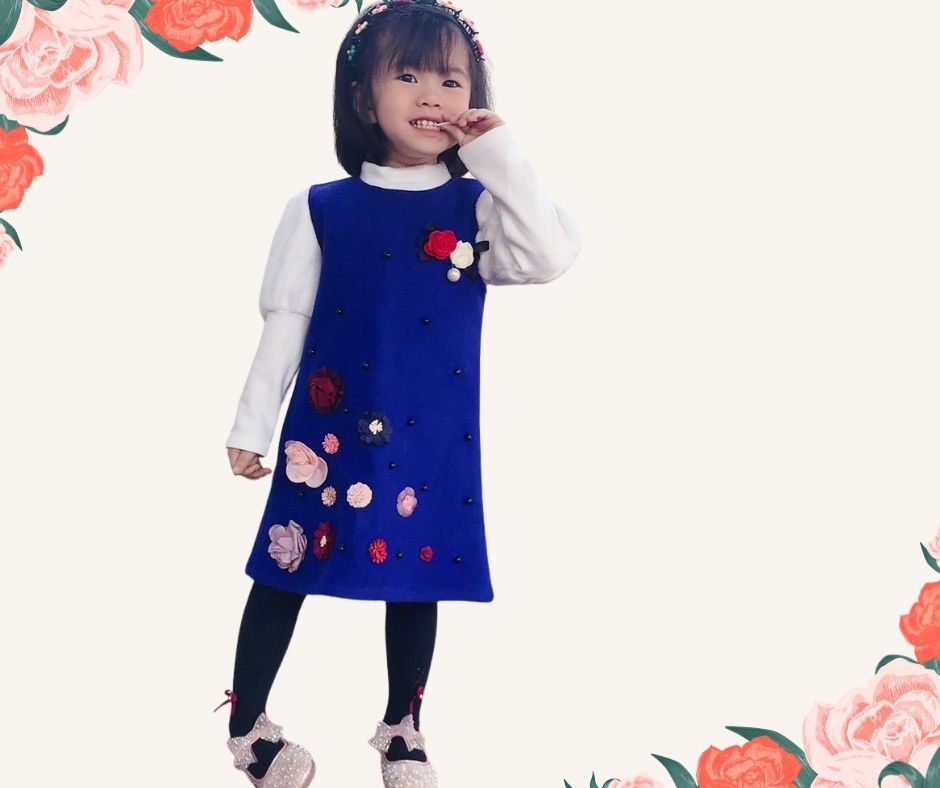 Sét váy dạ hàn thêu hoa nổi kèm áo cao cổ lót lông cho bé từ 8 kg đến 20 kg