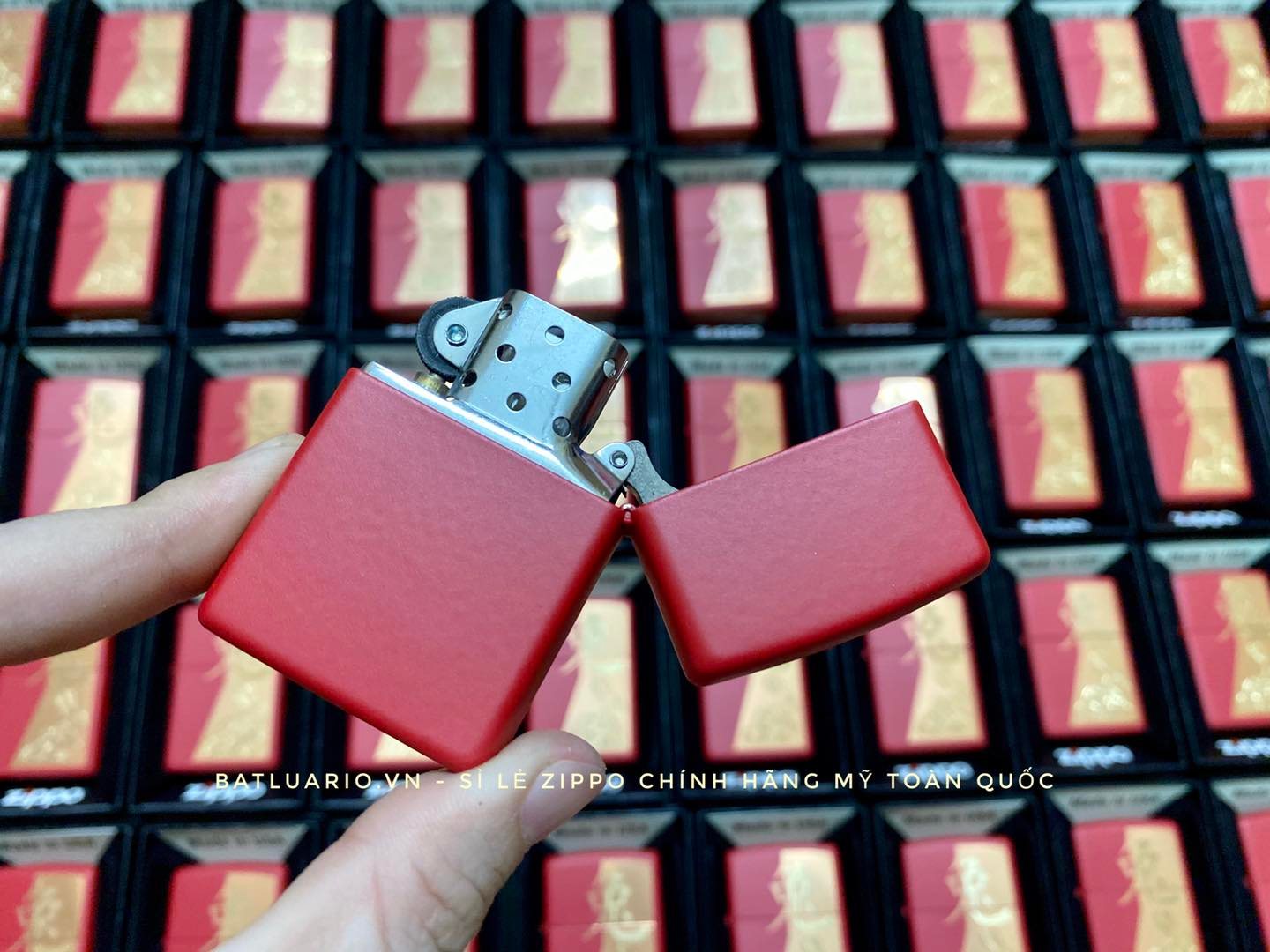 Bật Lửa Zippo 48282 – Zippo Year of the Rabbit Red Matte