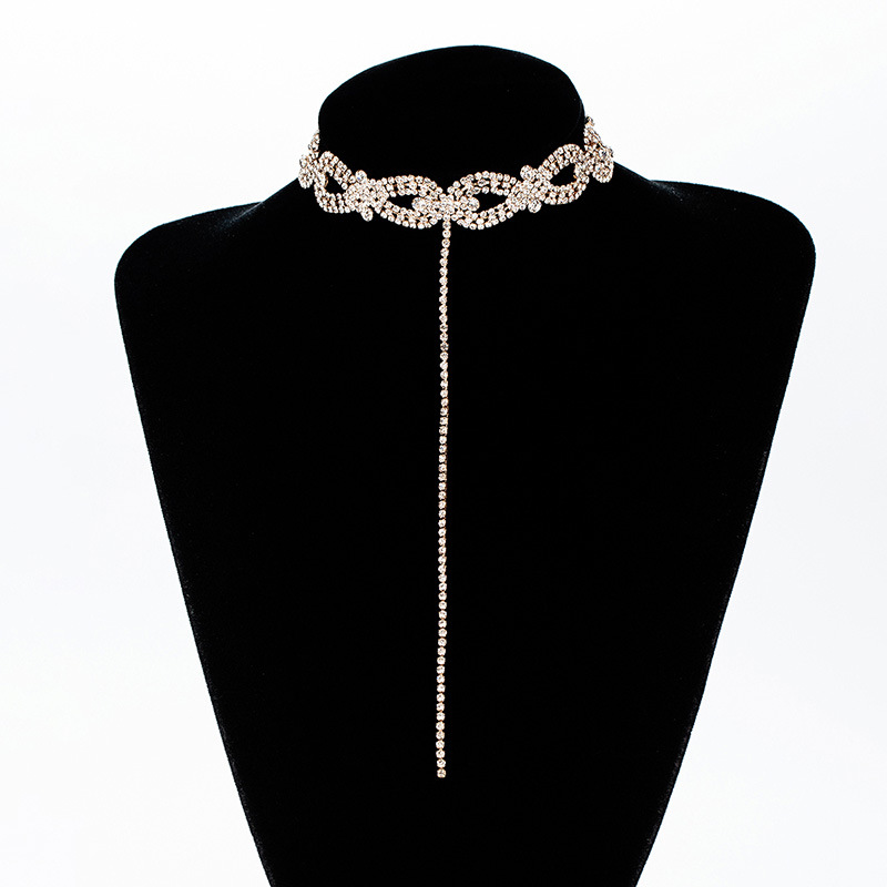 Vòng cổ choker số 8 full đá bó sát sexy mẫu mới độc đáo