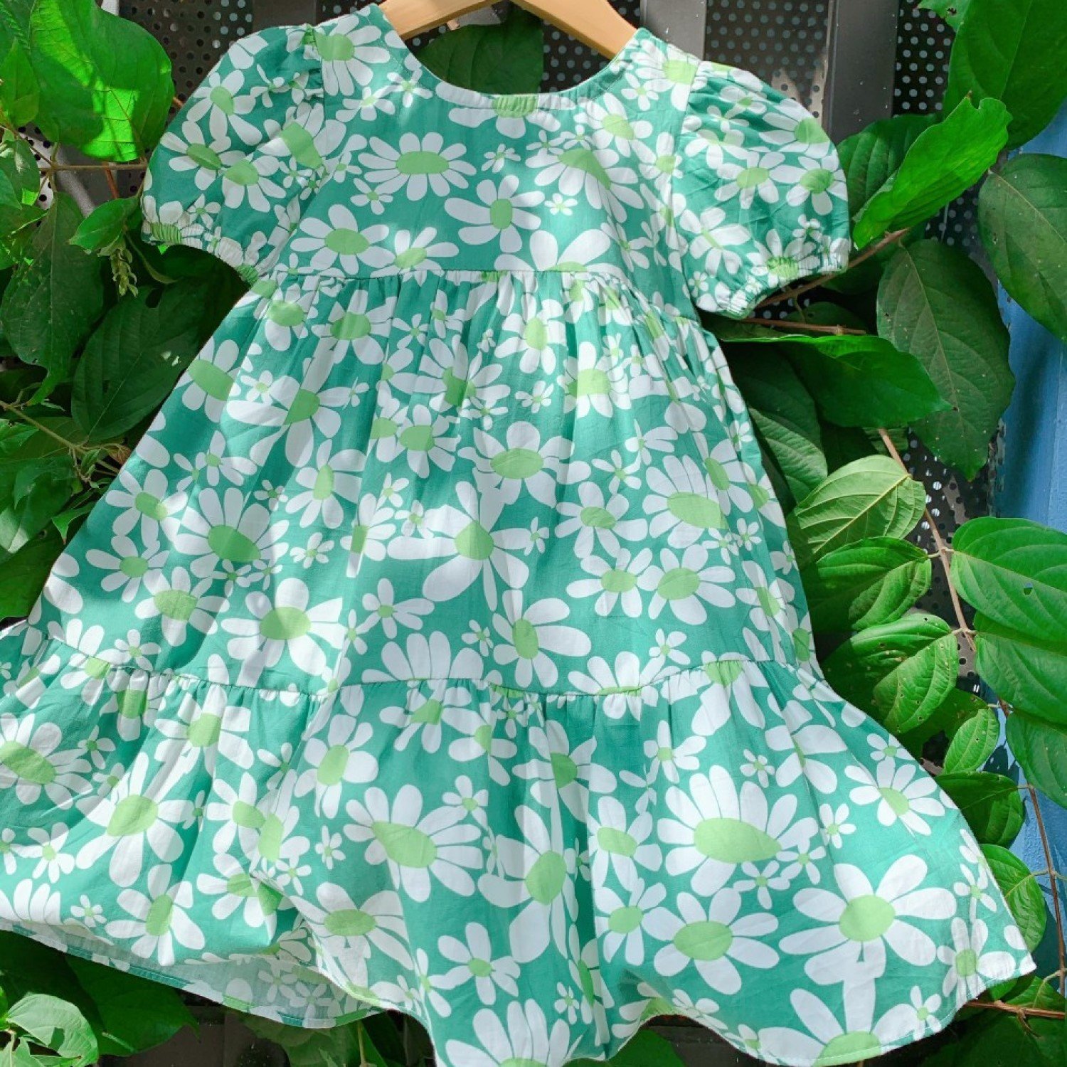G00000410 Váy xòe xanh lá bé gái, vải thô kiện mềm mịn, từ 1-10 tuổi