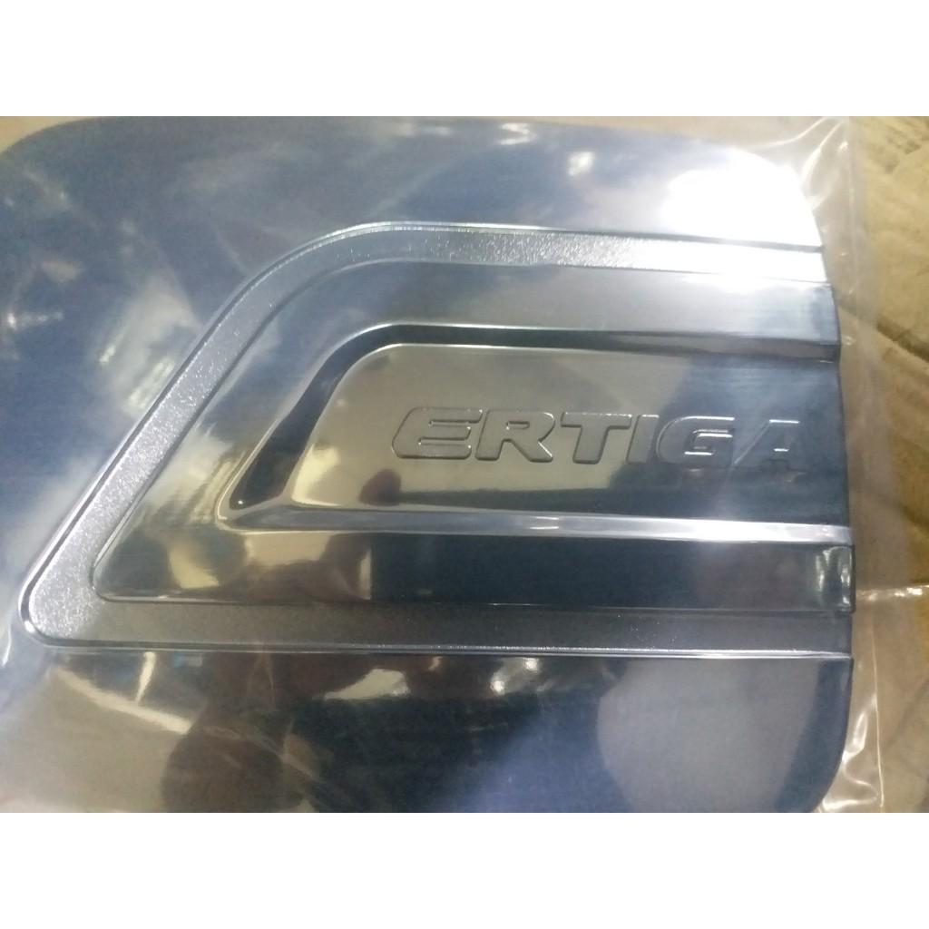 Ốp nắp bình xăng mạ crom xe Suzuki Ertiga 2018 2019 2020 2021