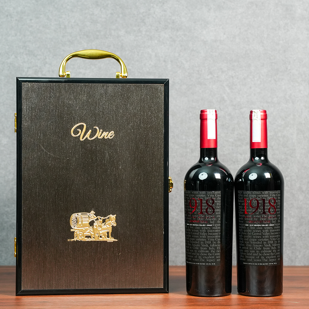 Combo 2 chai Rượu Vang Đỏ 1918 Special Reserve Carmenere 750ml 14% Chile (Hộp cao câp đôi có phụ kiện) - Hàng Chính Hãng