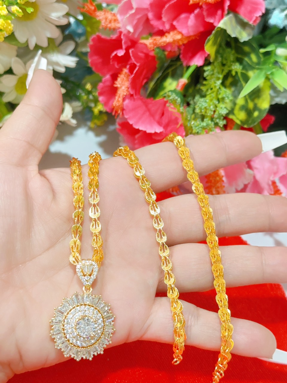 Dây chuyền mặt xoàn mạ 18.k cao cấp K02