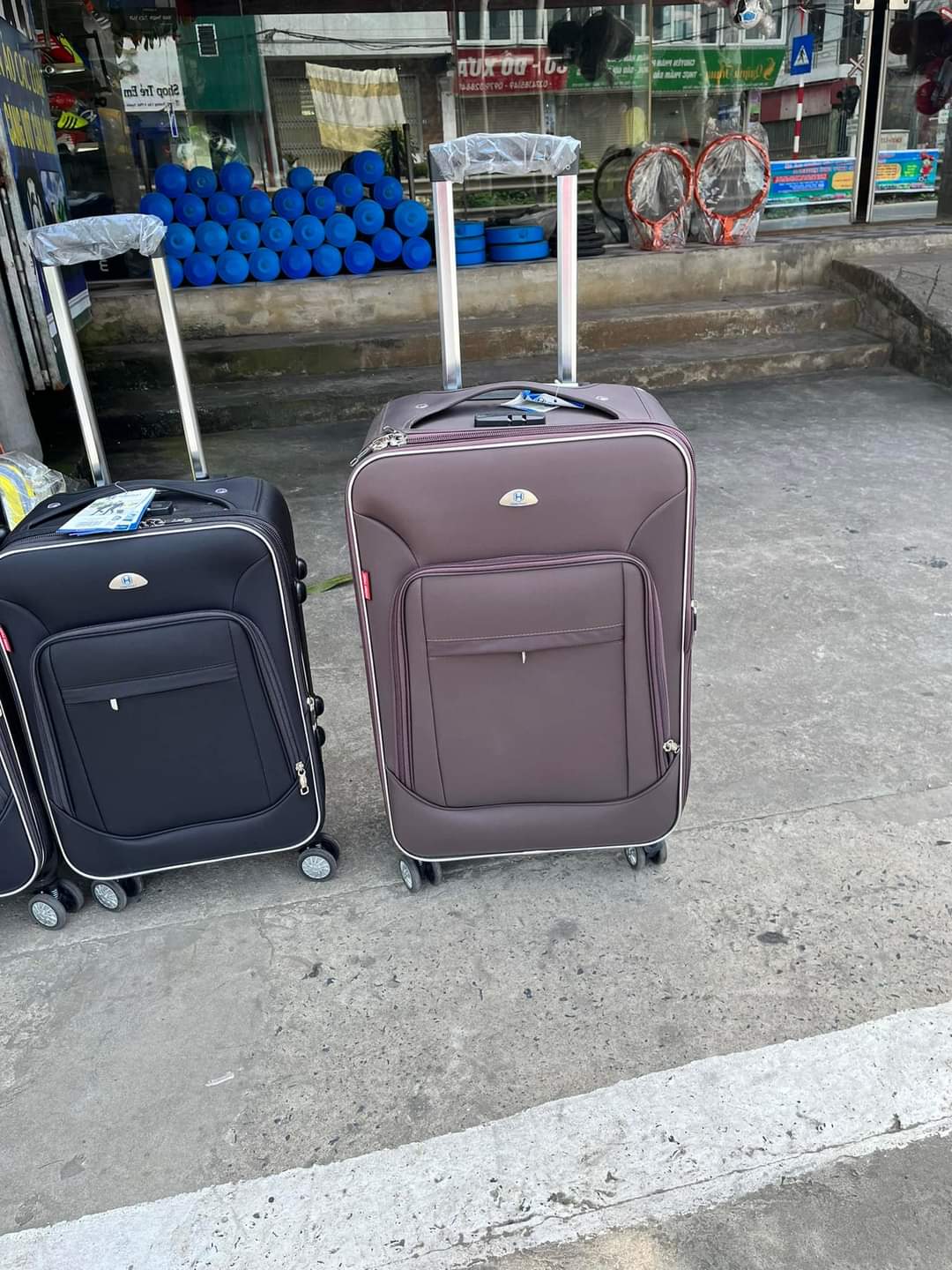 Vali vải du lịch Hùng Phát 28 nâu