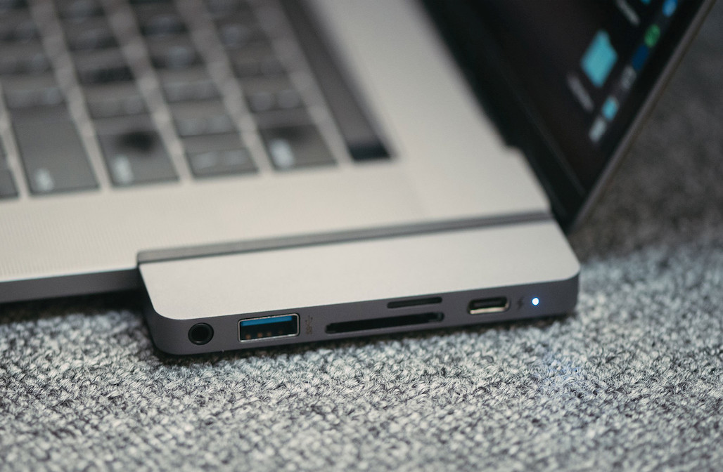 Cổng chuyển/ Hub USB Type-C 6in1 HyperDrive Dành Cho iPad Pro 2018-2020 và Macbook/Laptop/Smartphone - Hàng Chính Hãng