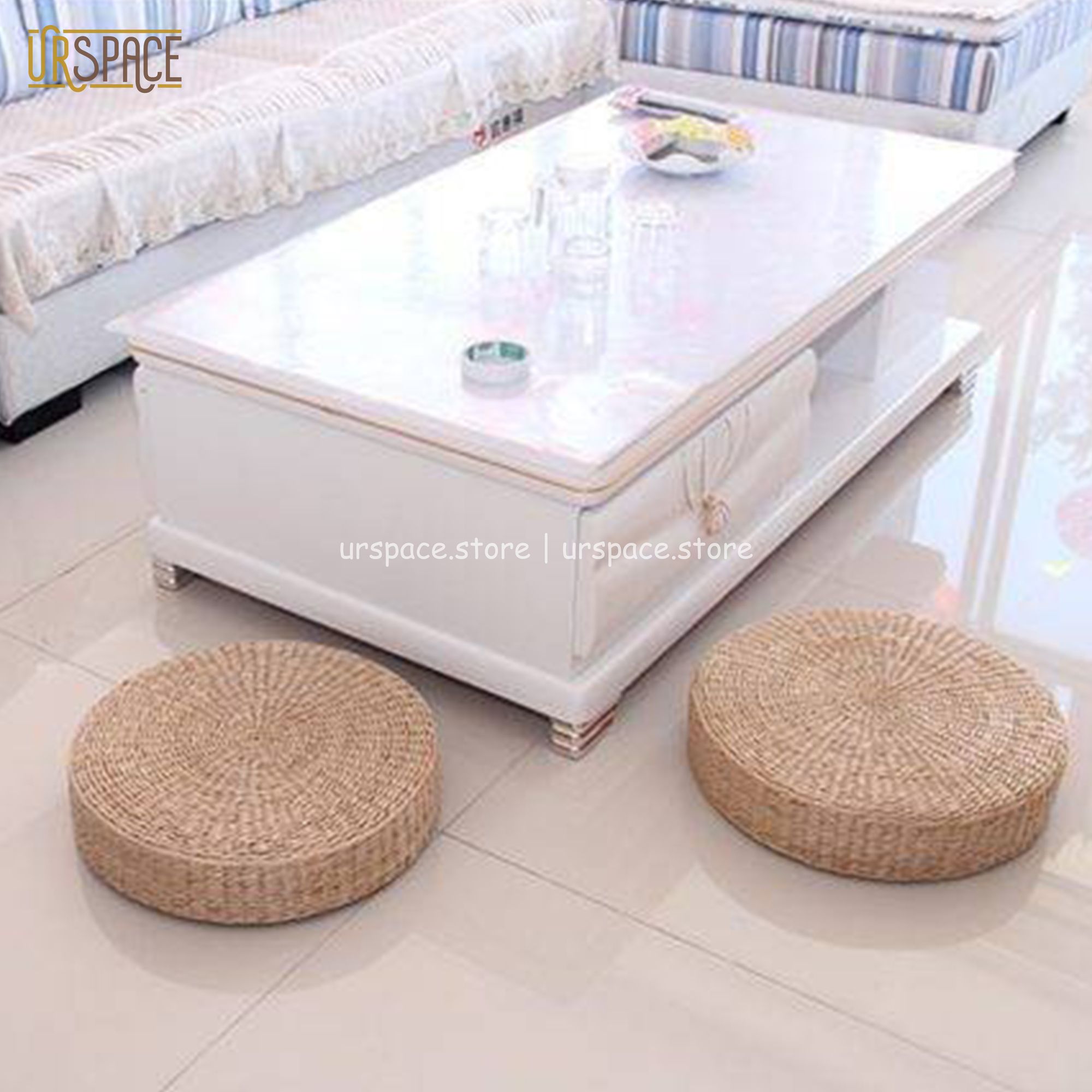 Đệm ngồi bệt hình tròn bằng lục bình (cói) màu tự nhiên/ Round Hyacinth Mediation Cushion Natural Color