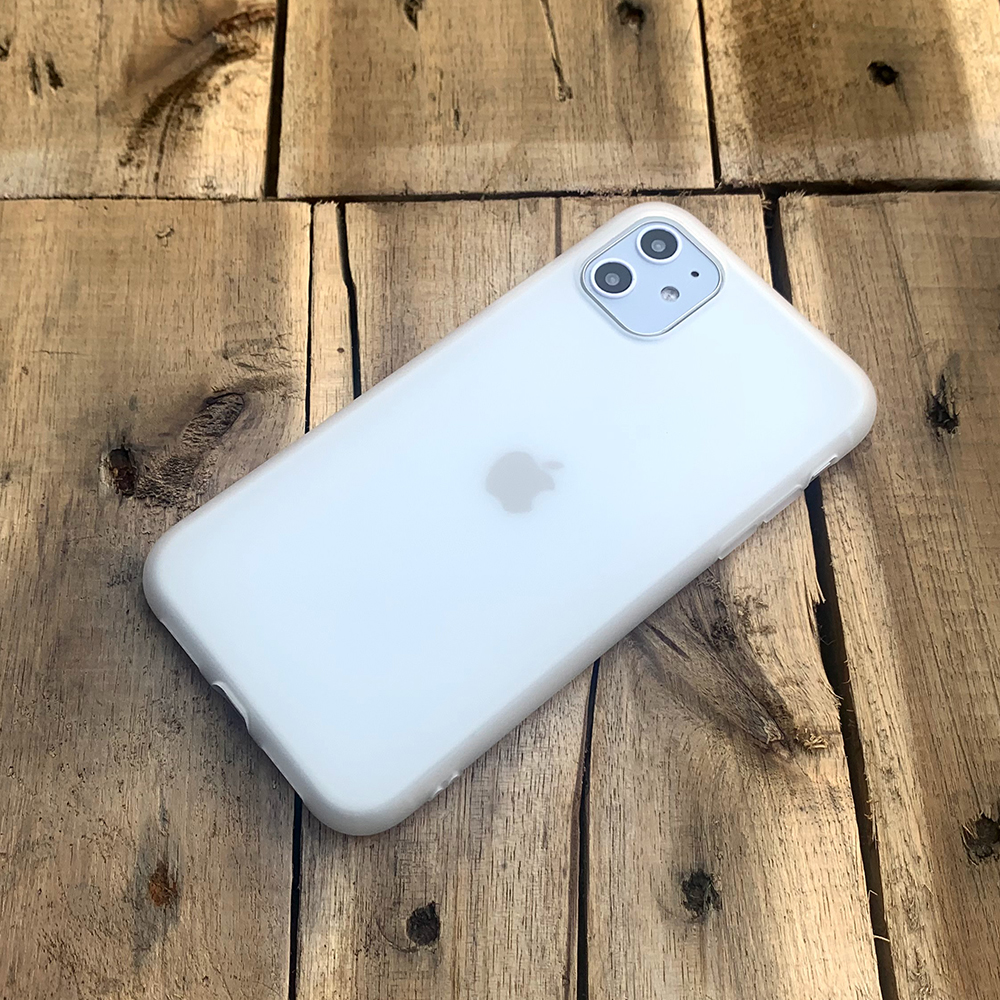 Ốp lưng dẻo trong sần nhám dành cho iPhone 11